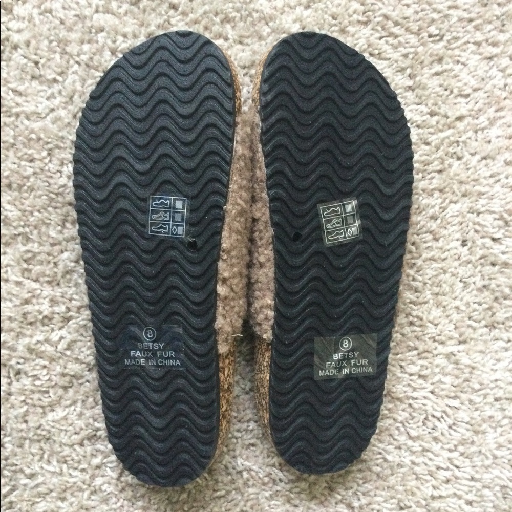 Nicole Miller Betsy Faux Fur Sandals - Picture 5 of 9